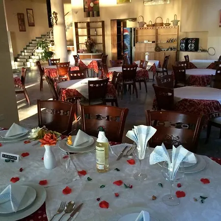 Otel Grand Golem (Tirana)