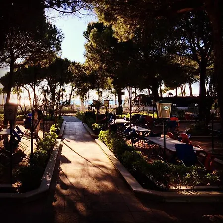 Grand 3* Golem (Tirana)