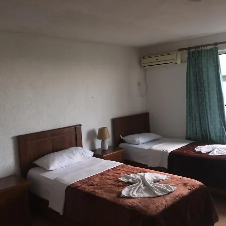 Ξενοδοχείο Grand Golem (Tirana)