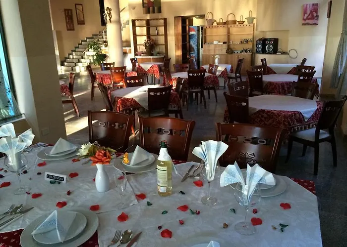 Hotel Grand Golem (Tirana)